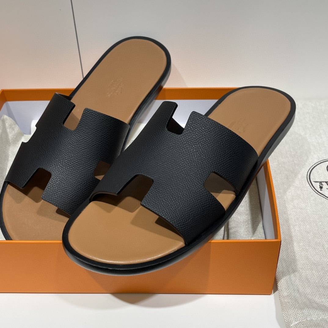 爱马仕 HERMES 男士拖鞋 纯手工 接受预定 偏小一码 39-45 Epsom 黑色  咖啡色垫脚 超高级