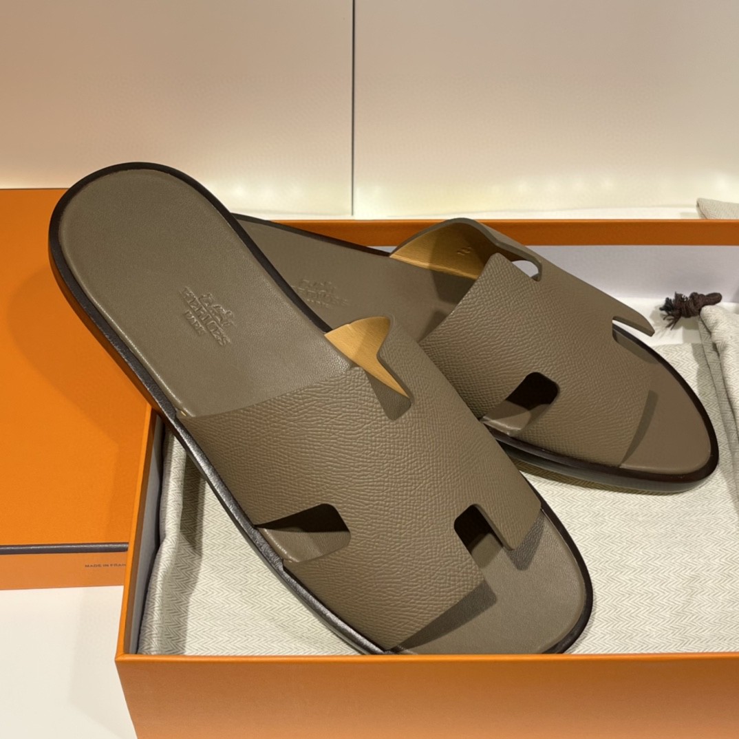 HERMES 男士拖鞋 纯手工 接受预定 偏小一码 39-45 Epsom 大象灰 超高级~ 货期12天