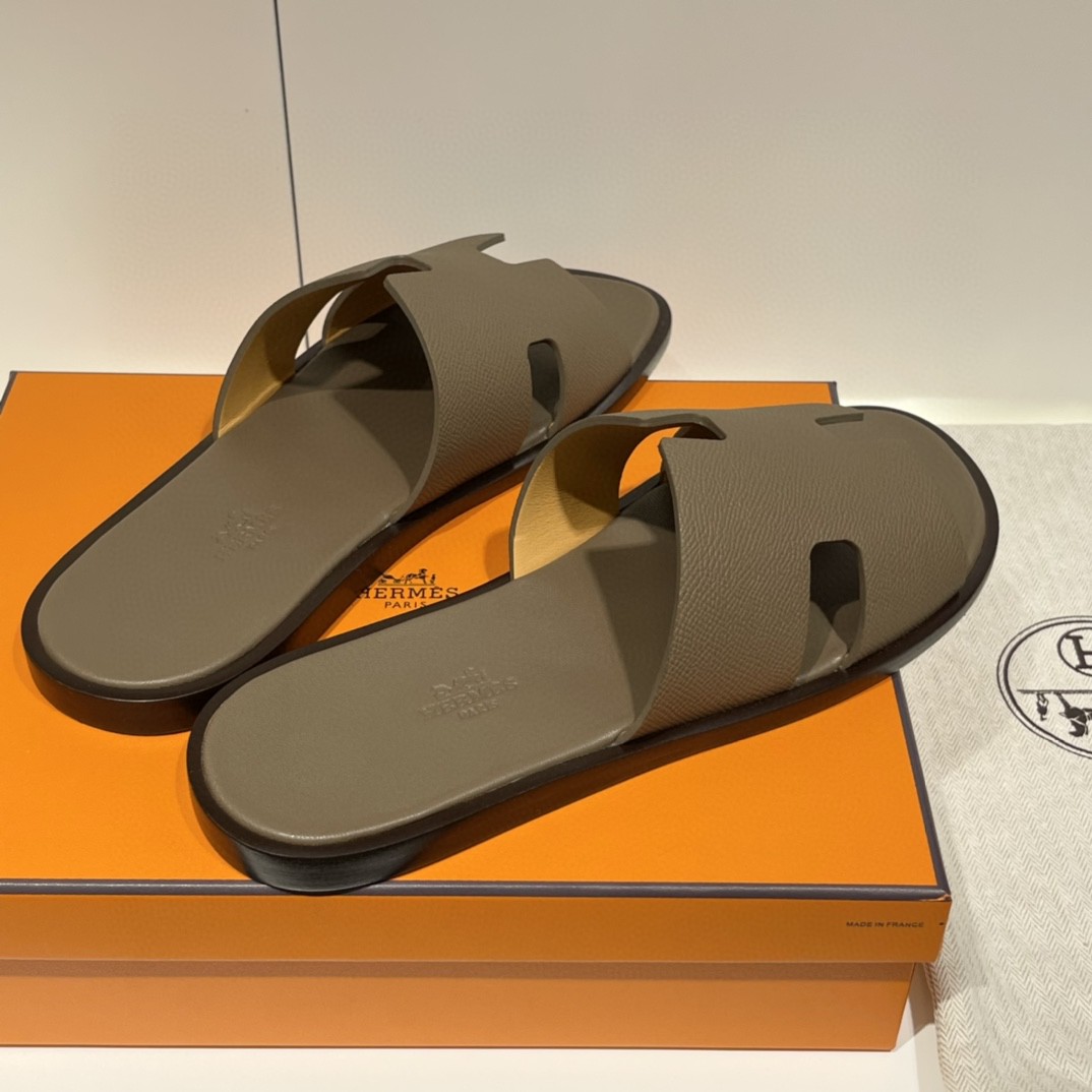 HERMES 男士拖鞋 纯手工 接受预定 偏小一码 39-45 Epsom 大象灰 超高级~ 货期12天