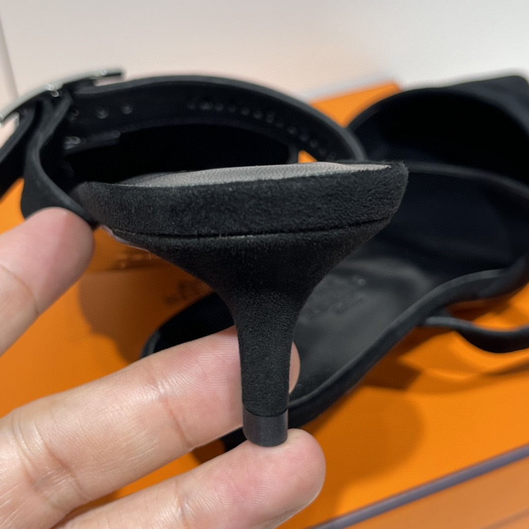 爱马仕 Blink 穆勒鞋 实拍图片~ 麂皮 树羔皮底 上脚超舒服~ 跟高3cm  35-41码 正码