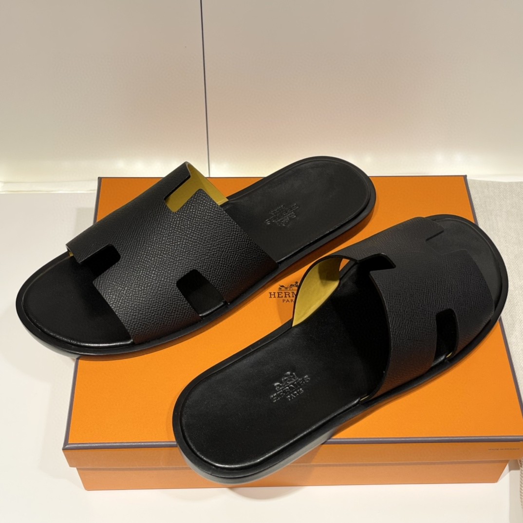 HERMES 男士拖鞋 纯手工 接受预定 偏小一码 39-45 Epsom 黑色 超高级~ 货期12天