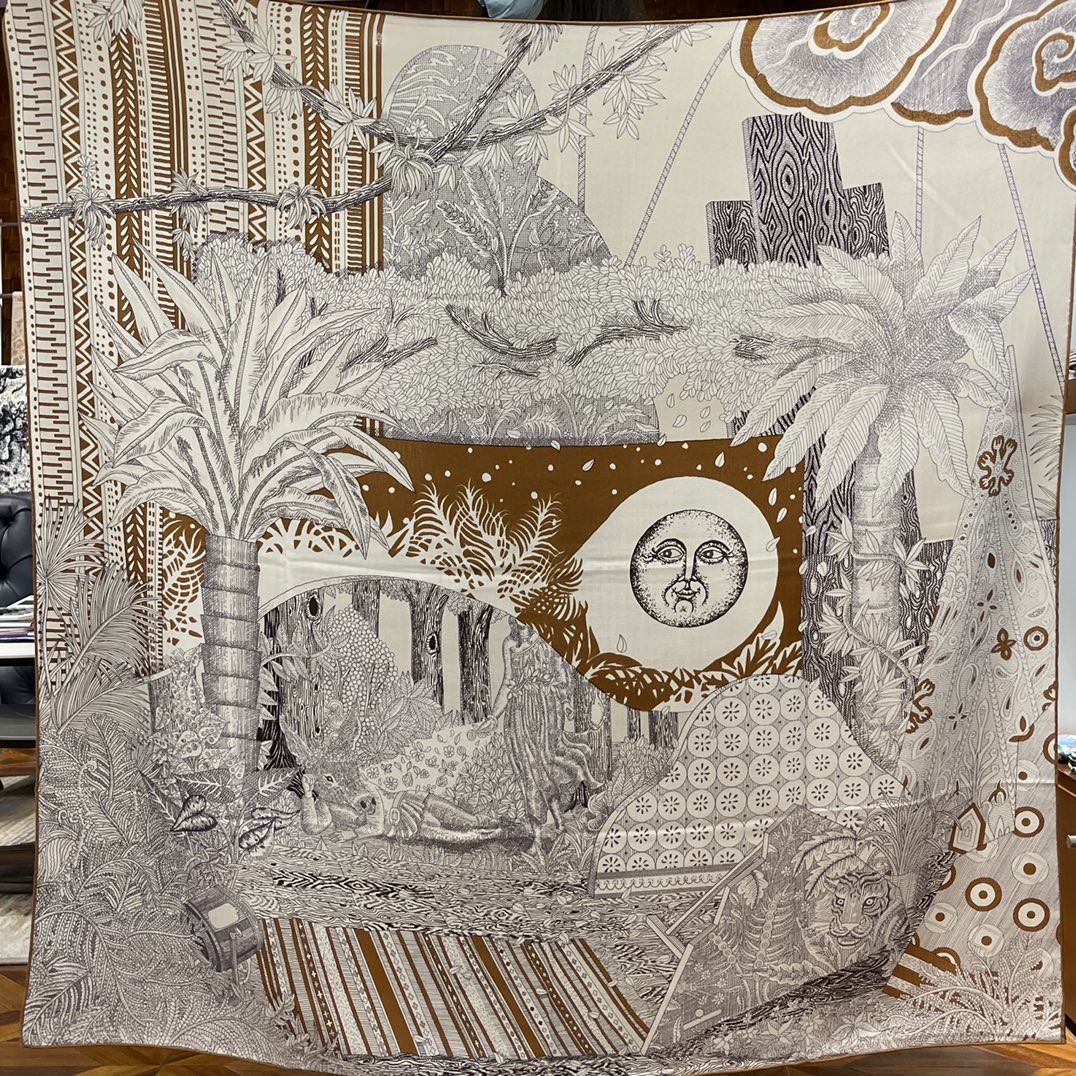 HERMES  爱马仕围巾 秋季新款  Size：140x140cm 丝绒材质 代购品质