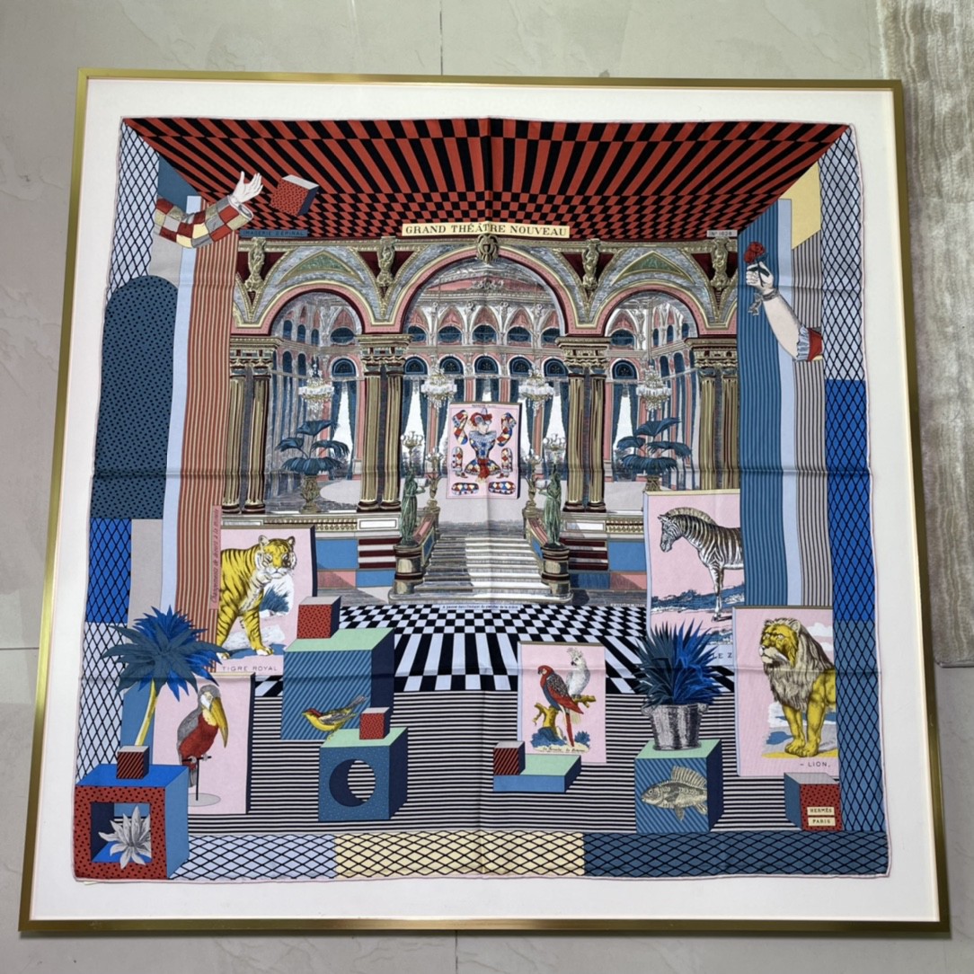 HERMES 新品️《新型大剧院》 手工卷边斜纹真丝方巾 100%桑蚕丝 90 x 90厘米