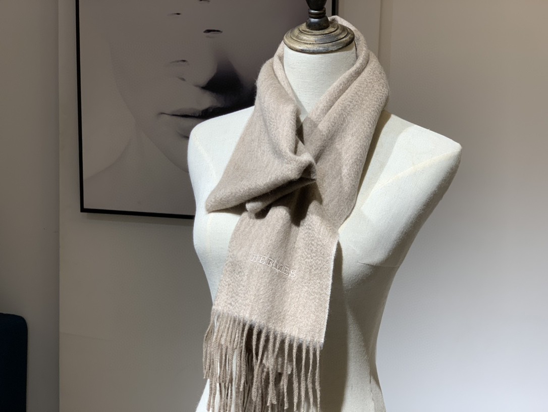 HERMES 爱马仕 秋冬新款羊绒围巾   两用AB面 情侣款 男女通用 30*180cm 5A级纯羊绒 原版全套包装
