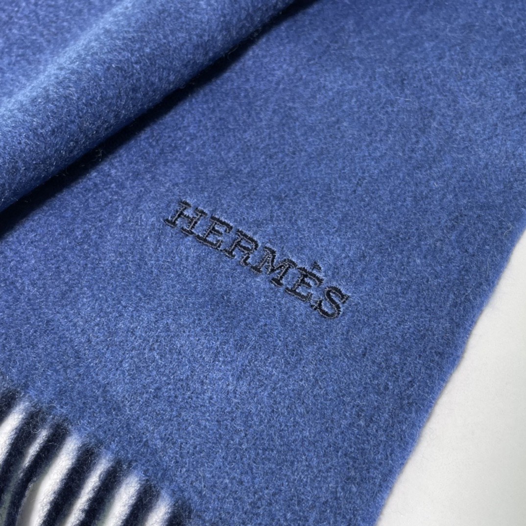HERMES 爱马仕 秋冬新款羊绒围巾   两用AB面 情侣款 男女通用 30*180cm 5A级纯羊绒 原版全套包装