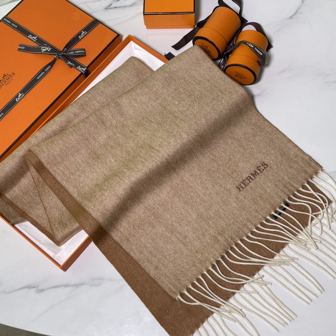 HERMES 爱马仕 秋冬新款羊绒围巾   两用AB面 情侣款 男女通用 30*180cm 5A级纯羊绒 原版全套包装