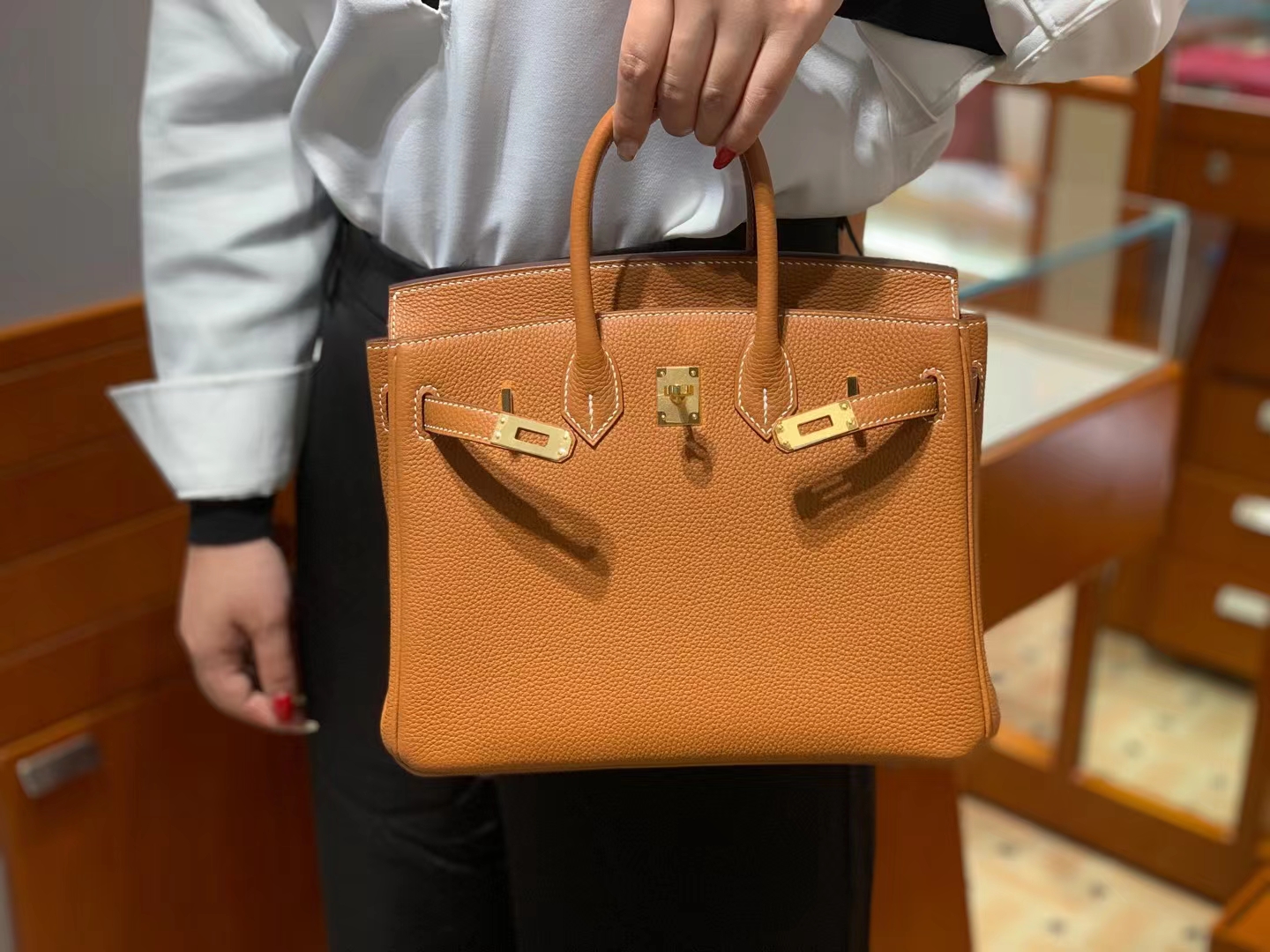 HERMES 爱马仕官网推荐 Birkin 铂金包 金棕色 金扣 TC