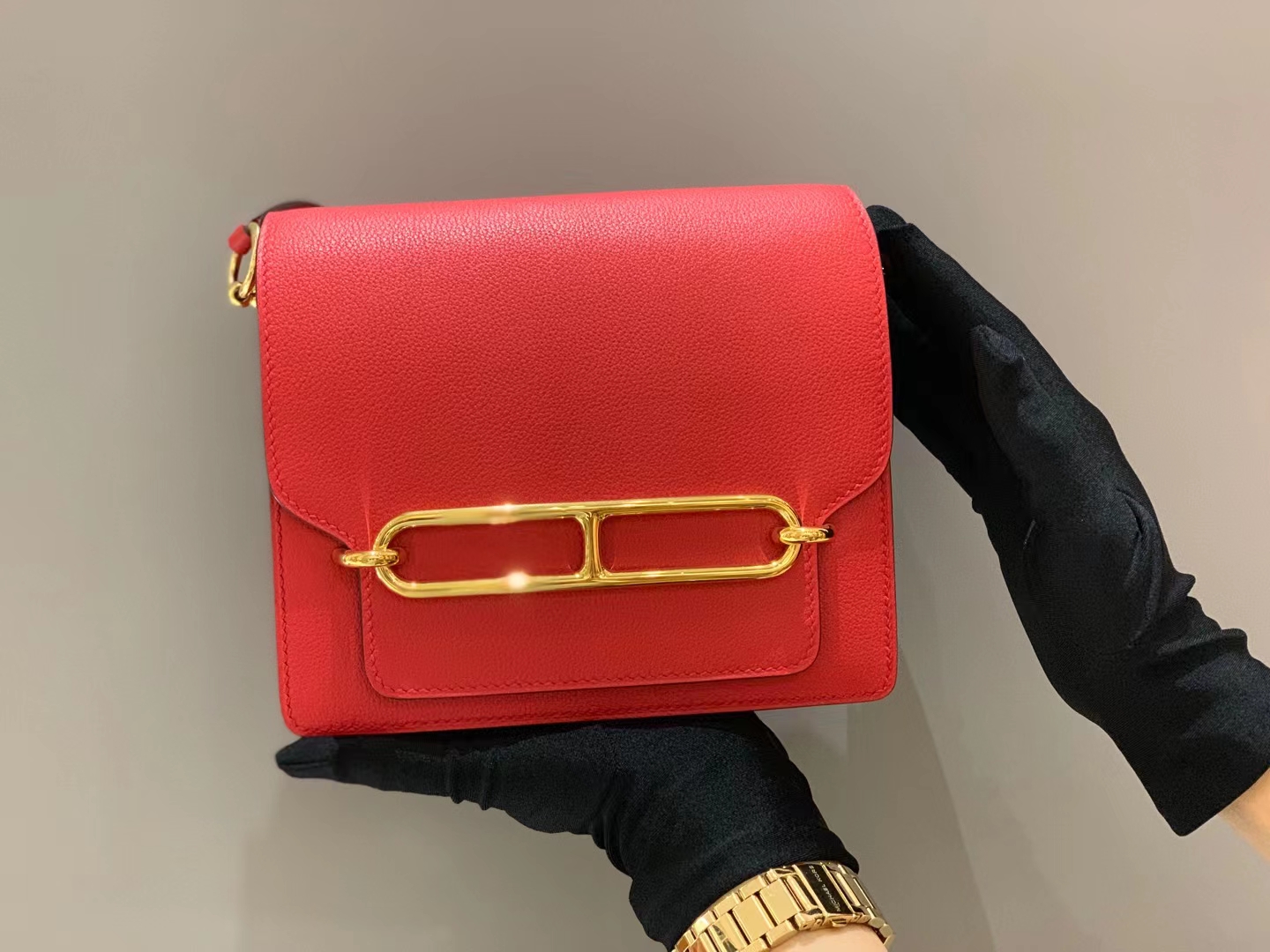 HERMES官网 香港爱马仕 金扣 代工厂出品 番茄红 猪鼻子包 Roulis-铂金女王 HERMES官网 香港爱马仕 金扣 代工厂出品 番茄红 猪鼻子包 Roulis