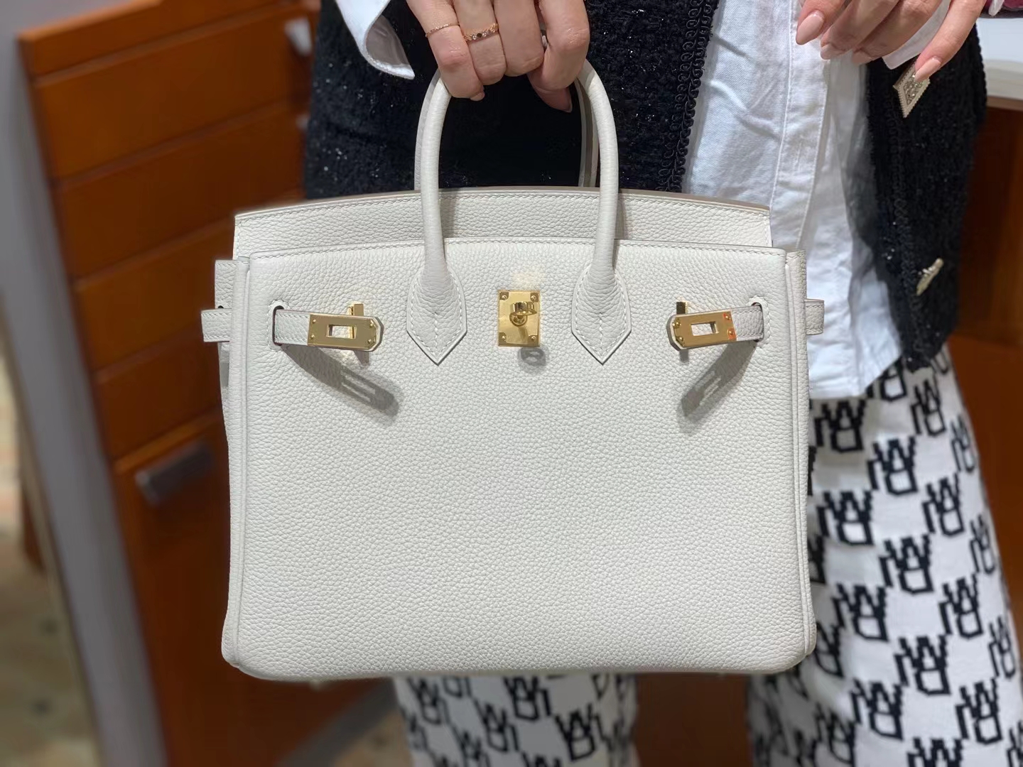 HERMES 爱马仕官网推荐 Birkin 铂金包 奶昔白 金扣 TC-铂金女王 HERMES 爱马仕官网推荐 Birkin 铂金包 奶昔白 金扣 TC