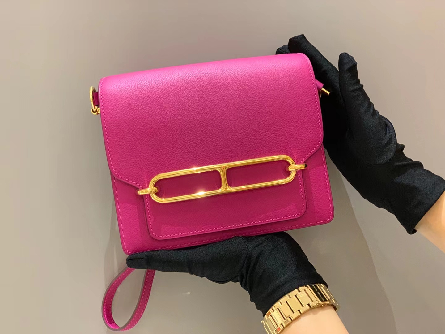 HERMES官网 香港爱马仕 金扣 代工厂出品 糖果粉 猪鼻子包 Roulis-铂金女王 HERMES官网 香港爱马仕 金扣 代工厂出品 糖果粉 猪鼻子包 Roulis