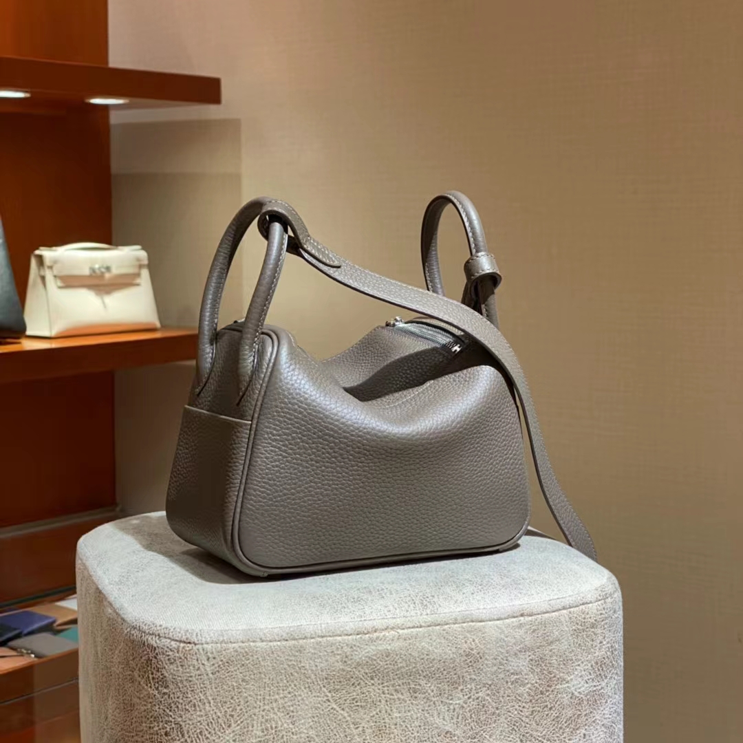 HERMES 香港爱马仕官网 琳迪包 Lindy 锡器灰 银扣