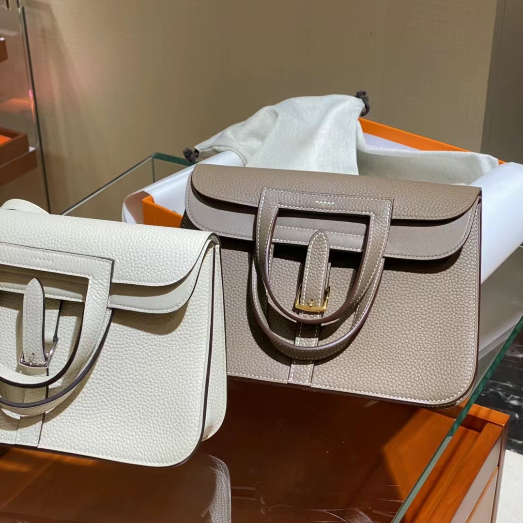 HERMES 爱马仕 Halzan swift  奶昔白 大象灰