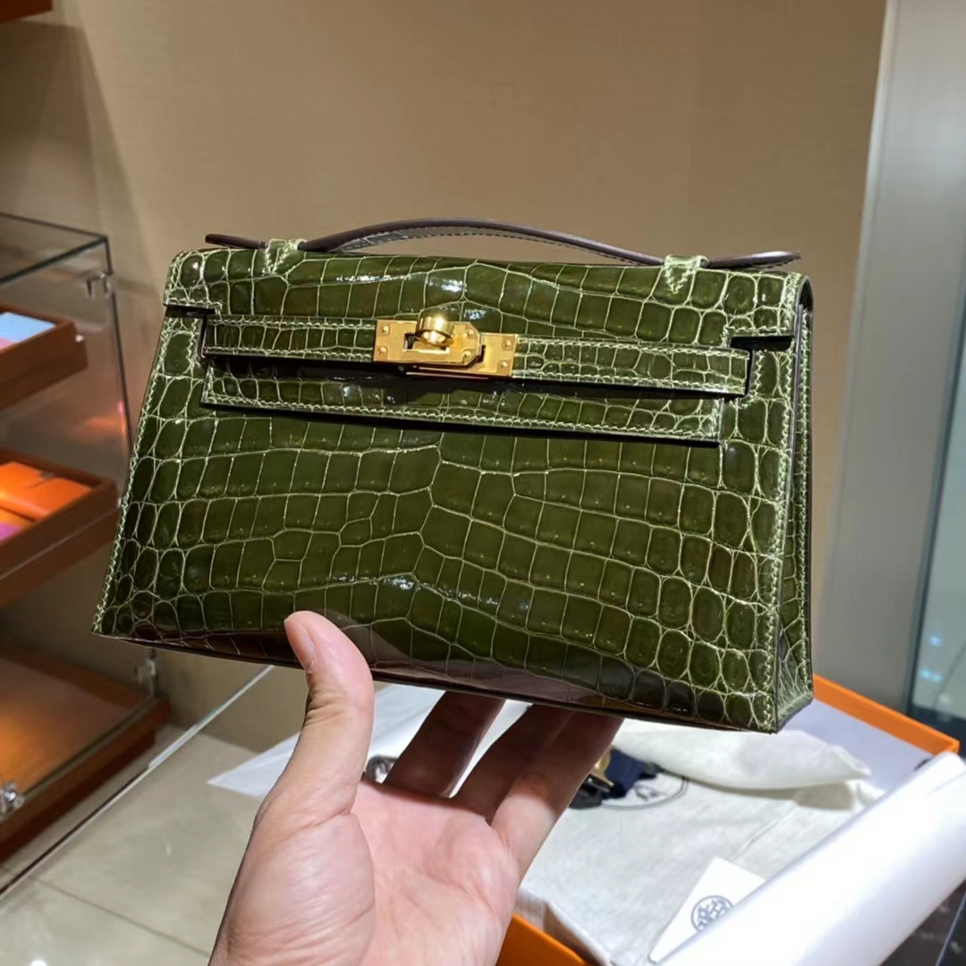 HERMES 爱马仕 香港官网 金扣 黑色 鳄鱼皮 迷你凯莉 MiniKelly-铂金女王 HERMES 爱马仕 香港官网 金扣 黑色 鳄鱼皮 迷你凯莉 MiniKelly
