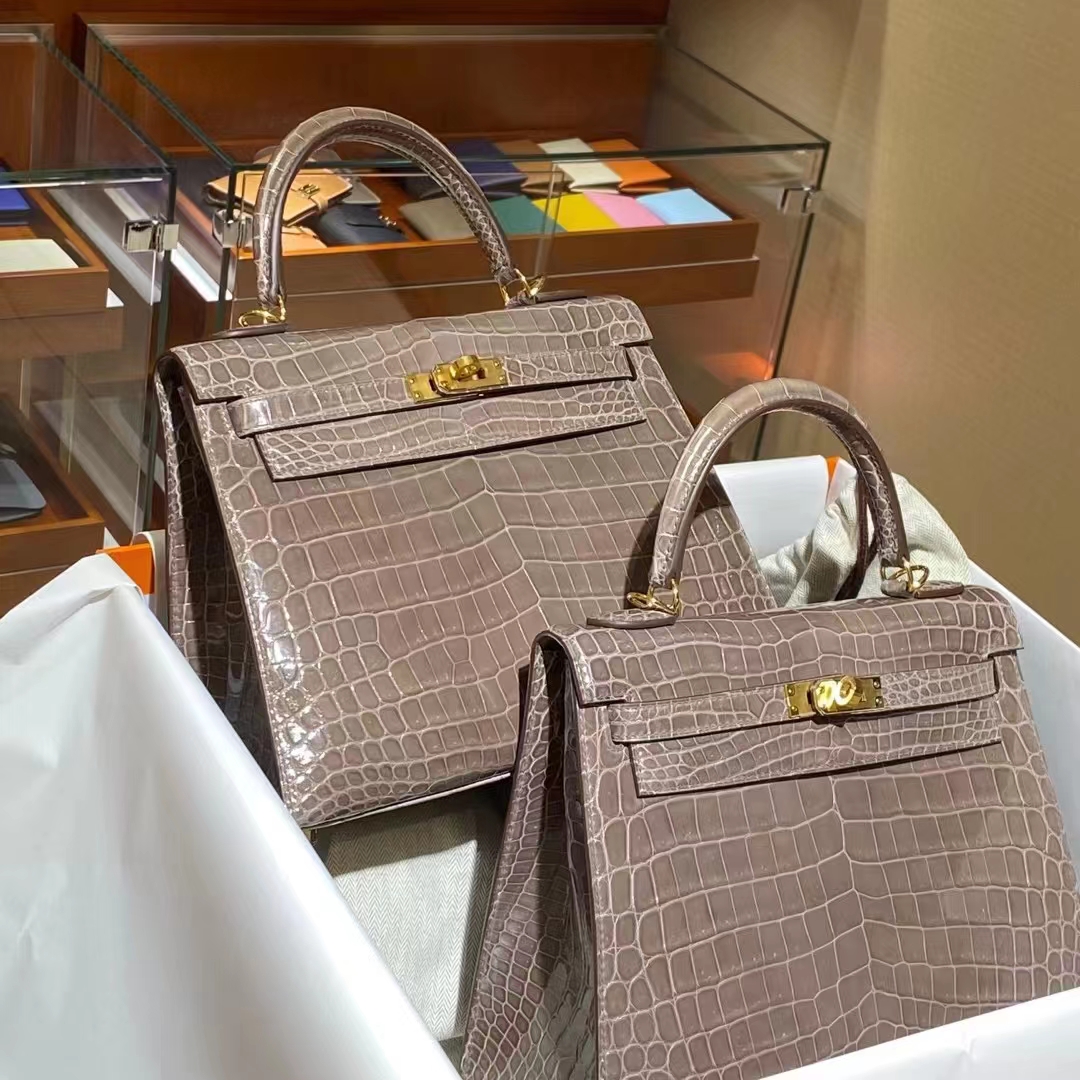 HERMES 爱马仕香港官网 Kelly25 鳄鱼皮 大象灰 Birkin 25-铂金女王 HERMES 爱马仕香港官网 Kelly25 鳄鱼皮 大象灰 Birkin 25
