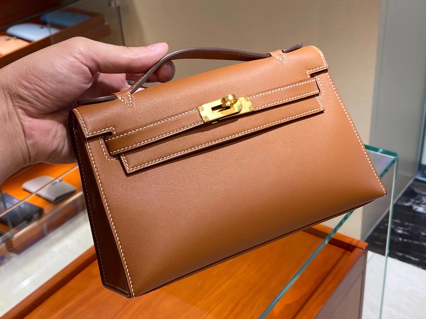 爱马仕 HERMES Mini Kelly 一代 金棕 金扣 swift 配全套专柜原包装