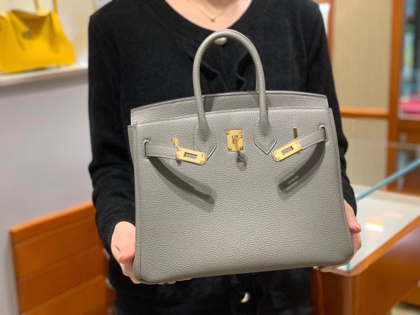 HERMES 爱马仕官网推荐 Birkin 铂金包 珍珠灰 金扣 TC-铂金女王 HERMES 爱马仕官网推荐 Birkin 铂金包 珍珠灰 金扣 TC