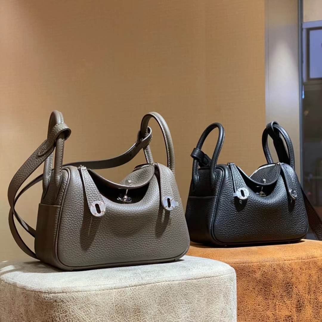 HERMES 香港爱马仕官网 琳迪包 Lindy 黑银 沥青灰-铂金女王 HERMES 香港爱马仕官网 琳迪包 Lindy 黑银 沥青灰