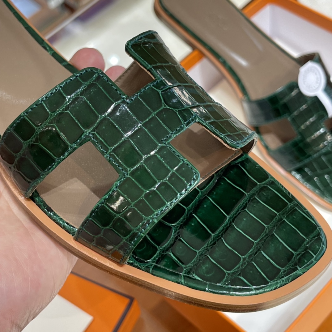 HERMES 鳄鱼皮 拖鞋 祖母绿 高端定制 老师傅工匠 纯手工定制 Size:35-41 (偏小一码)