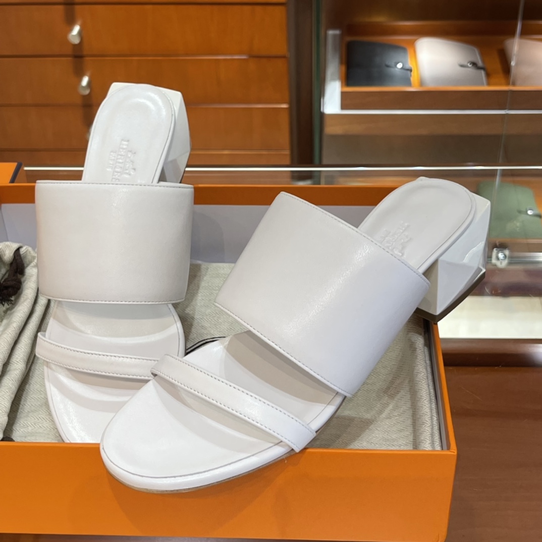 HERMES 新款方跟拖鞋  2色 纯手工定制 接受预定 小牛皮  白色35-41码