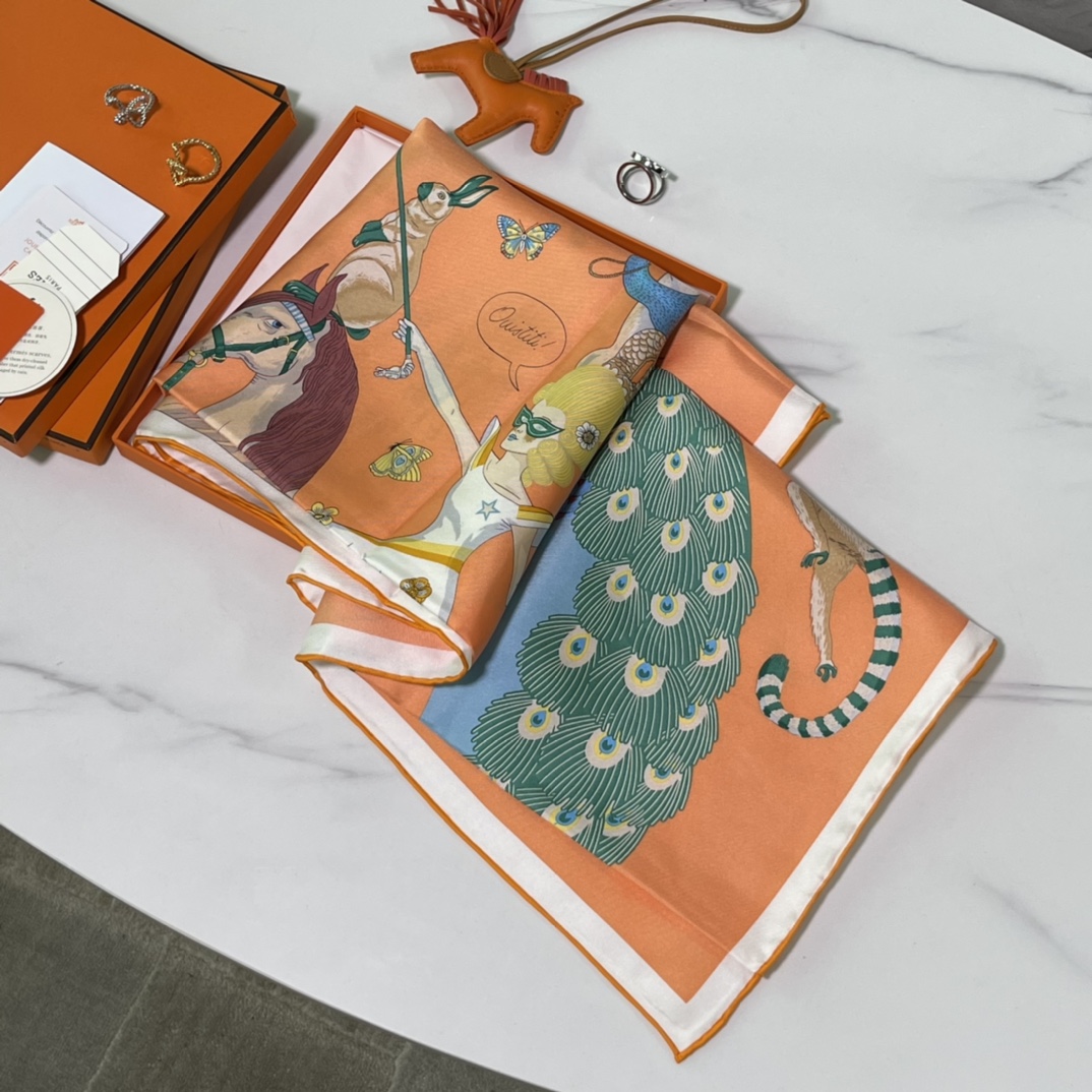 HERMES 新品 2022 早春真丝方巾 90*90cm 纯手工包边 100%真丝 原版全套包装