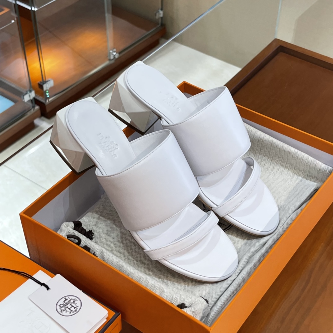 HERMES 新款方跟拖鞋  2色 纯手工定制 接受预定 小牛皮  白色35-41码