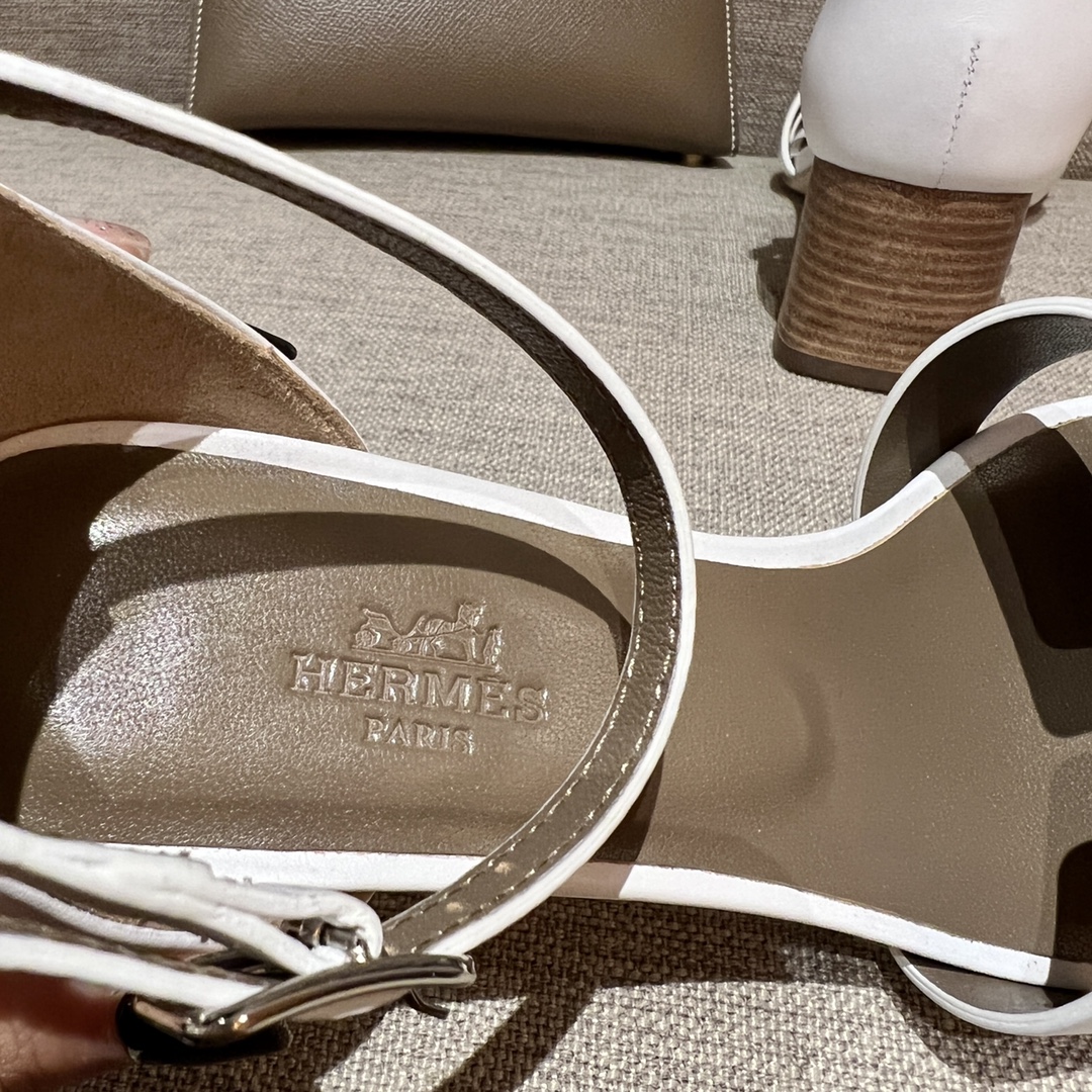 2022年早春新款凉鞋 Encens 50凉鞋 纯手工制作 老师傅工艺 白色 size:35-41(正码)