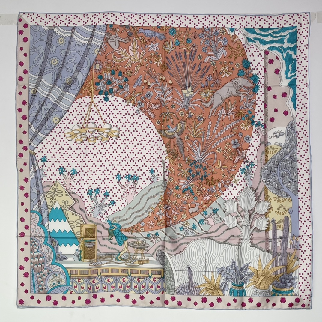Hermes新品 《时代新声》 手工卷边斜纹真丝方巾（100%桑蚕丝） 90 x 90厘米