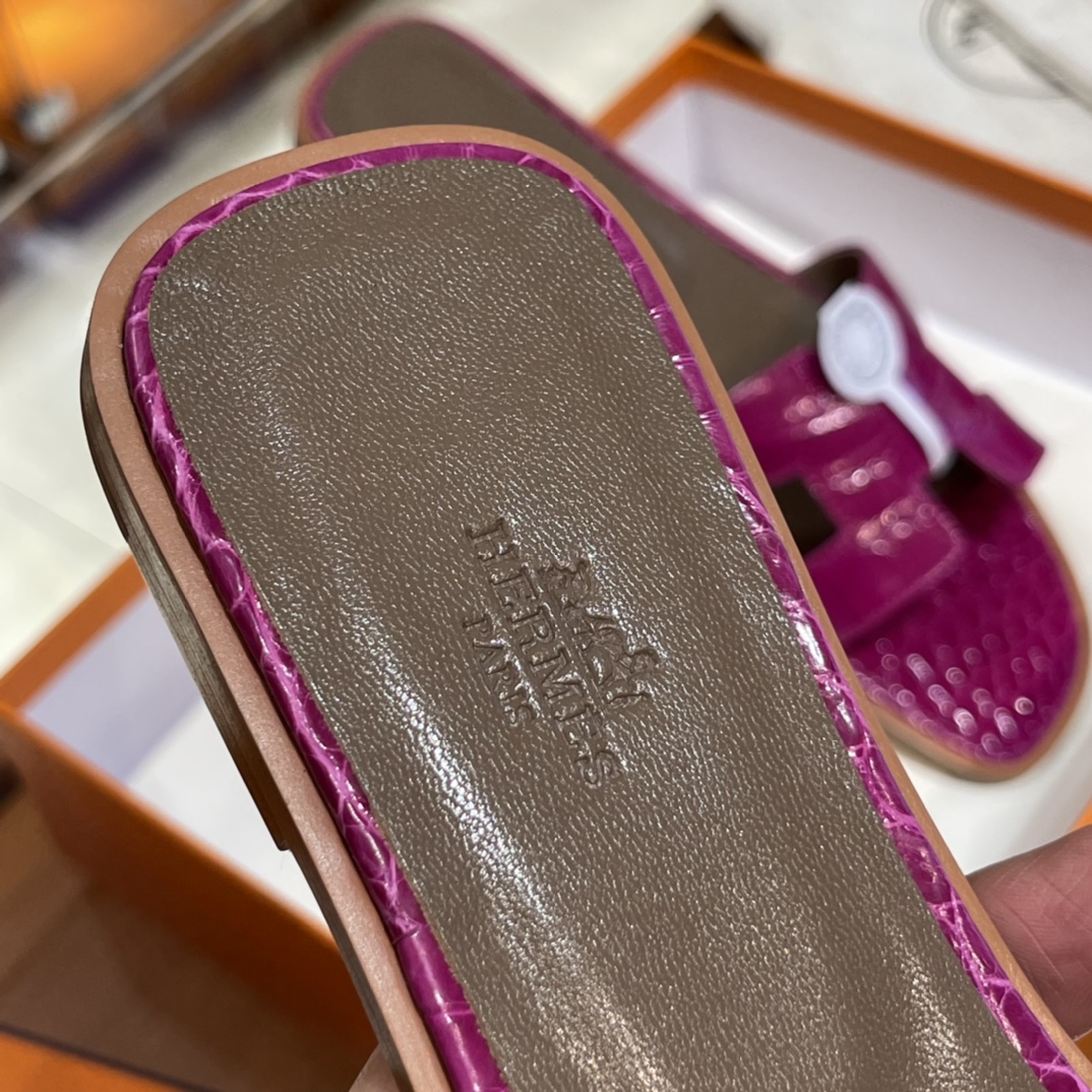 HERMES 鳄鱼皮 拖鞋 天方夜谭紫 高端定制 老师傅工匠 纯手工定制 Size:35-41 (偏小一码)