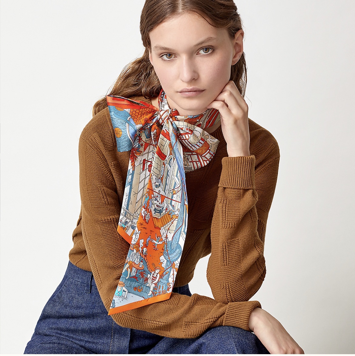 Hermes 《福宝大道 Maxi Twilly 》长巾 橙色 Size：10*160cm 100%桑蚕丝