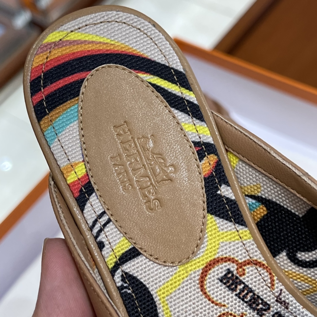 HERMES 手工鞋 凯莉半拖 细节处理到位  奶茶色 size: 35-41 (正码) 10天出货