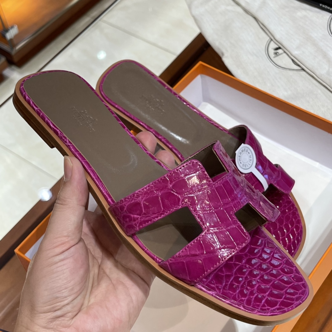 HERMES 鳄鱼皮 拖鞋 天方夜谭紫 高端定制 老师傅工匠 纯手工定制 Size:35-41 (偏小一码)