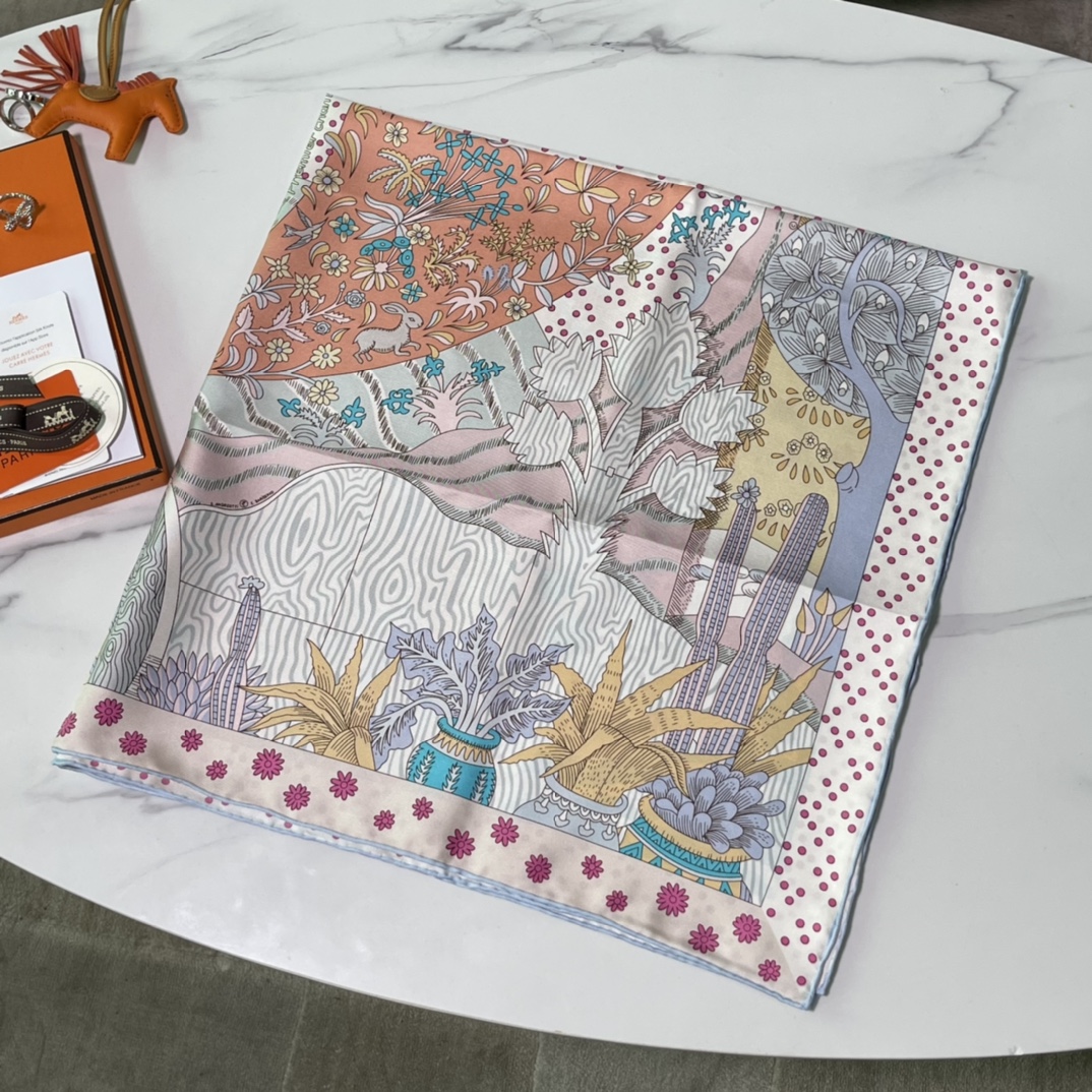 Hermes新品 《时代新声》 手工卷边斜纹真丝方巾（100%桑蚕丝） 90 x 90厘米