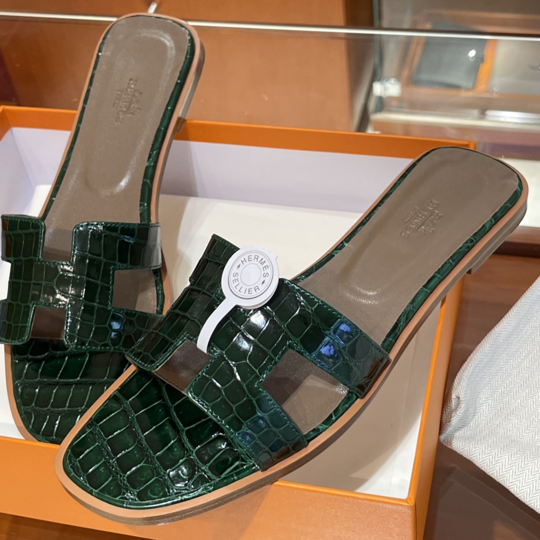HERMES 鳄鱼皮 拖鞋 祖母绿 高端定制 老师傅工匠 纯手工定制 Size:35-41 (偏小一码)