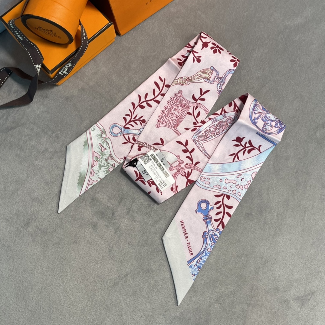 Hermes 2022年早春新款 真丝飘带 多种用途 6*100cm 100%真丝-铂金女王 Hermes 2022年早春新款 真丝飘带 多种用途 6*100cm 100%真丝