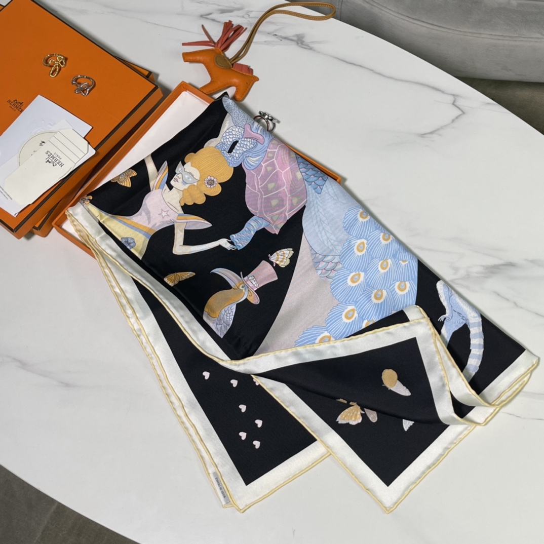 Hermes 新品 2022 早春真丝方巾 90*90cm 纯手工包边 100%真丝 原版全套包装