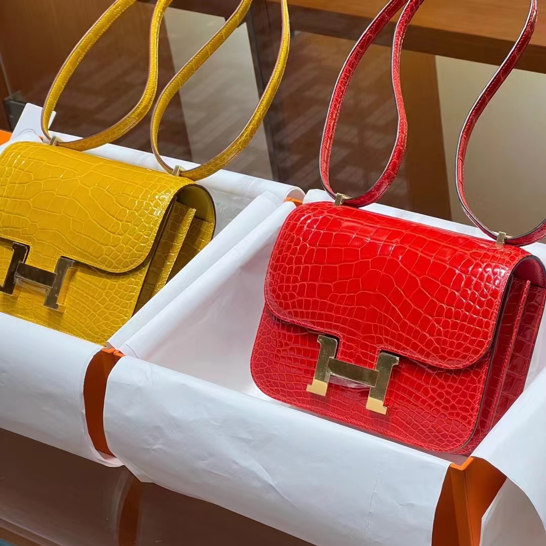Hermes 爱马仕 Constance18cm 琥珀黄 法拉利红 现货