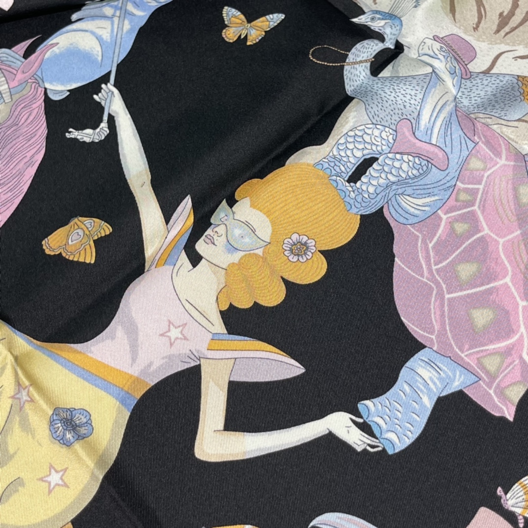 Hermes 新品 2022 早春真丝方巾 90*90cm 纯手工包边 100%真丝 原版全套包装