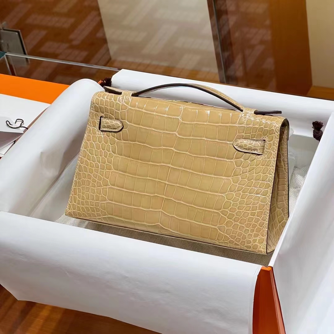 Kelly pochettgo 22cm 全手工 美洲鳄鱼 香草色 现货
