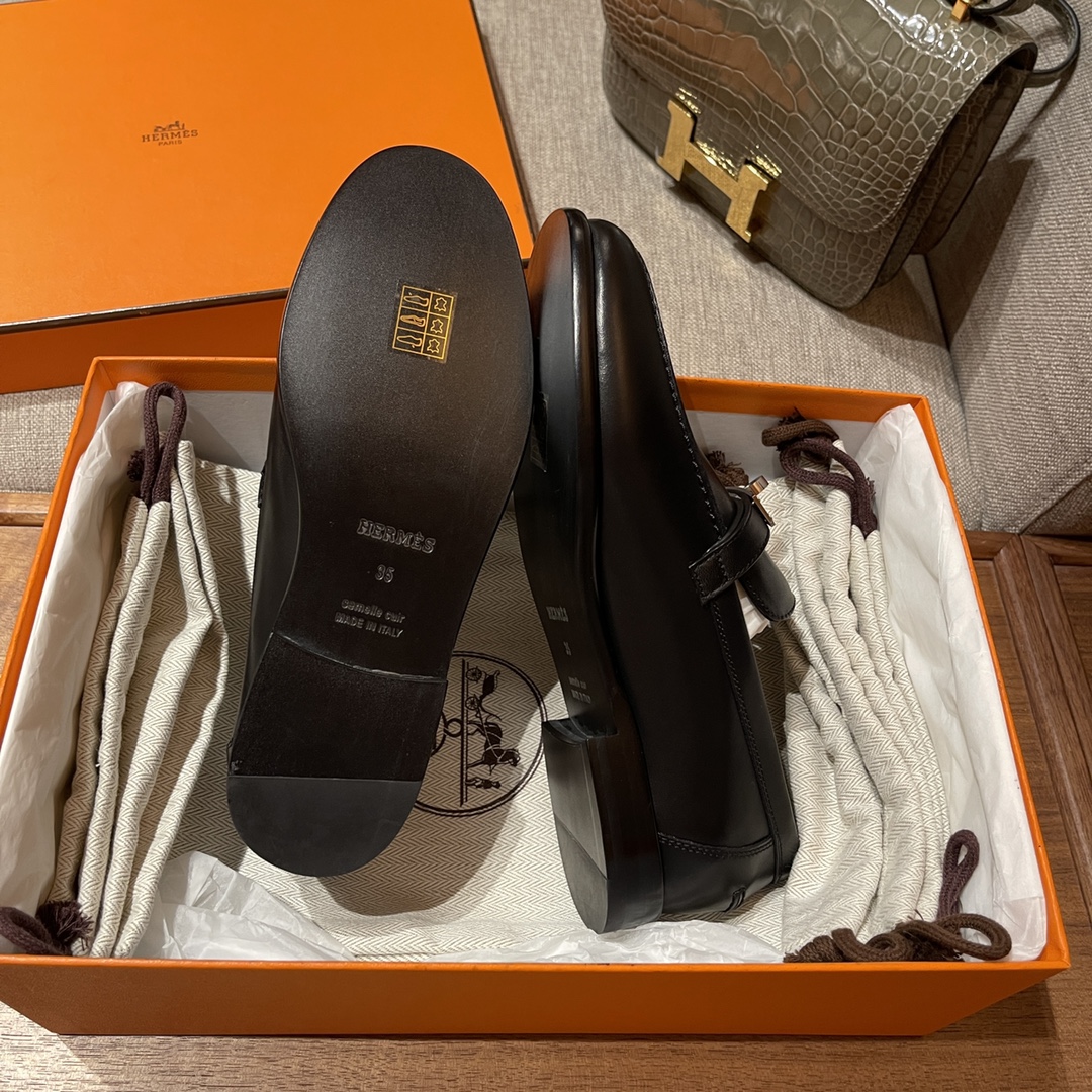 H牌最火爆的单品 kelly扣乐福鞋 休闲时尚百搭 316精钢正品开模五金 意大利原厂进口真皮大底