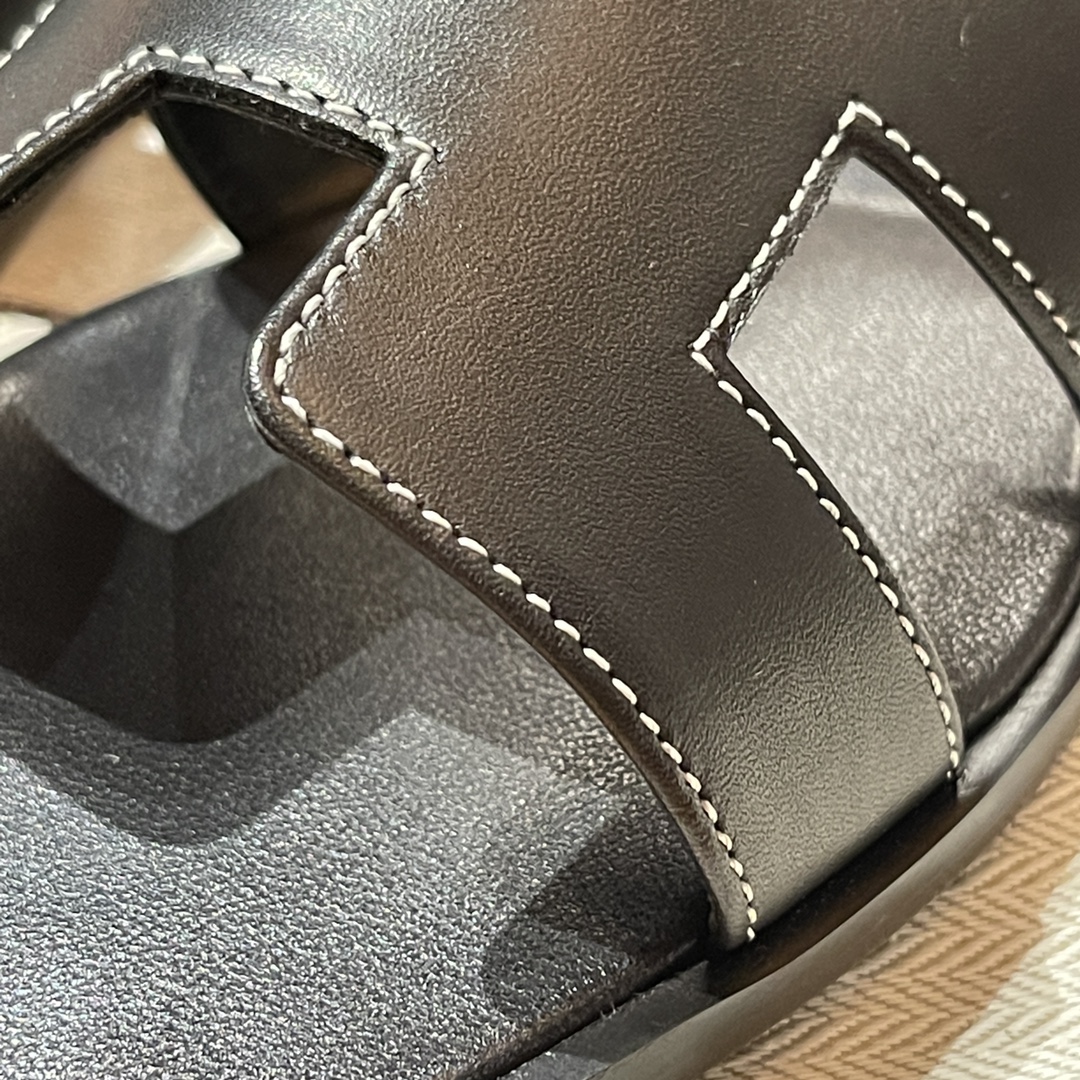 2022最新的H家拖鞋 进口意大利欧洲原A级真皮大底 进口皮质 手工制作 上脚舒适度爆赞 34-41