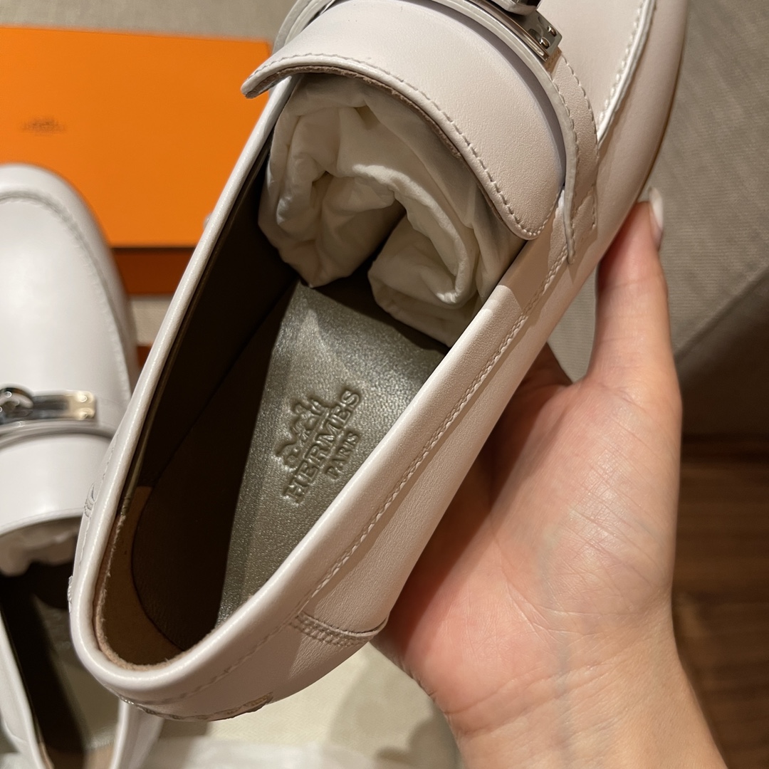 H牌最火爆的单品 kelly扣乐福鞋 休闲时尚百搭 316精钢正品开模五金 意大利原厂进口真皮大底