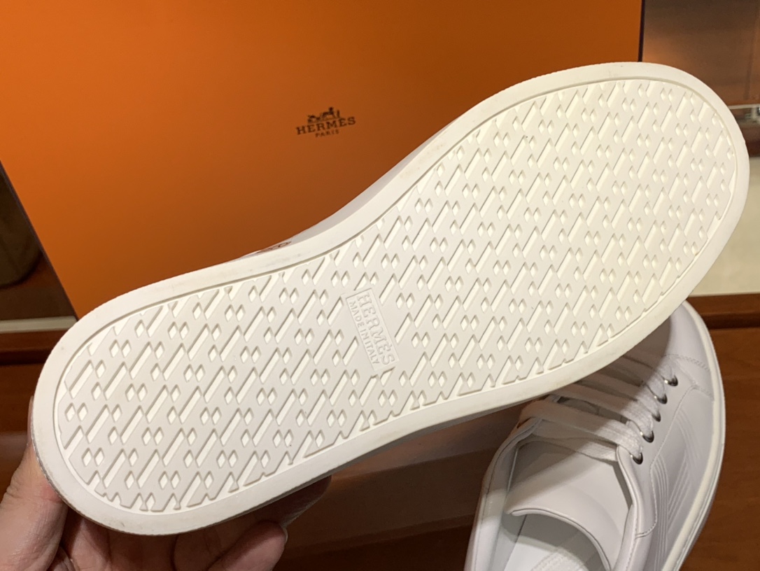 21秋冬新款小白鞋 小牛皮 纯手工制作 上脚休闲百搭款 白色尾 35-41码（正码）