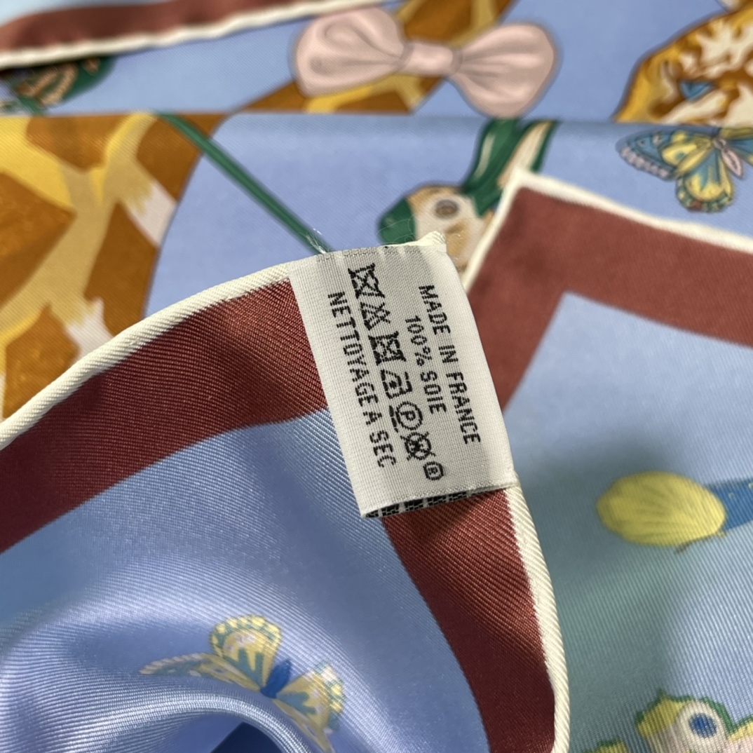 Hermes 新品 2022 早春真丝方巾 90*90cm 纯手工包边 100%真丝 原版全套包装
