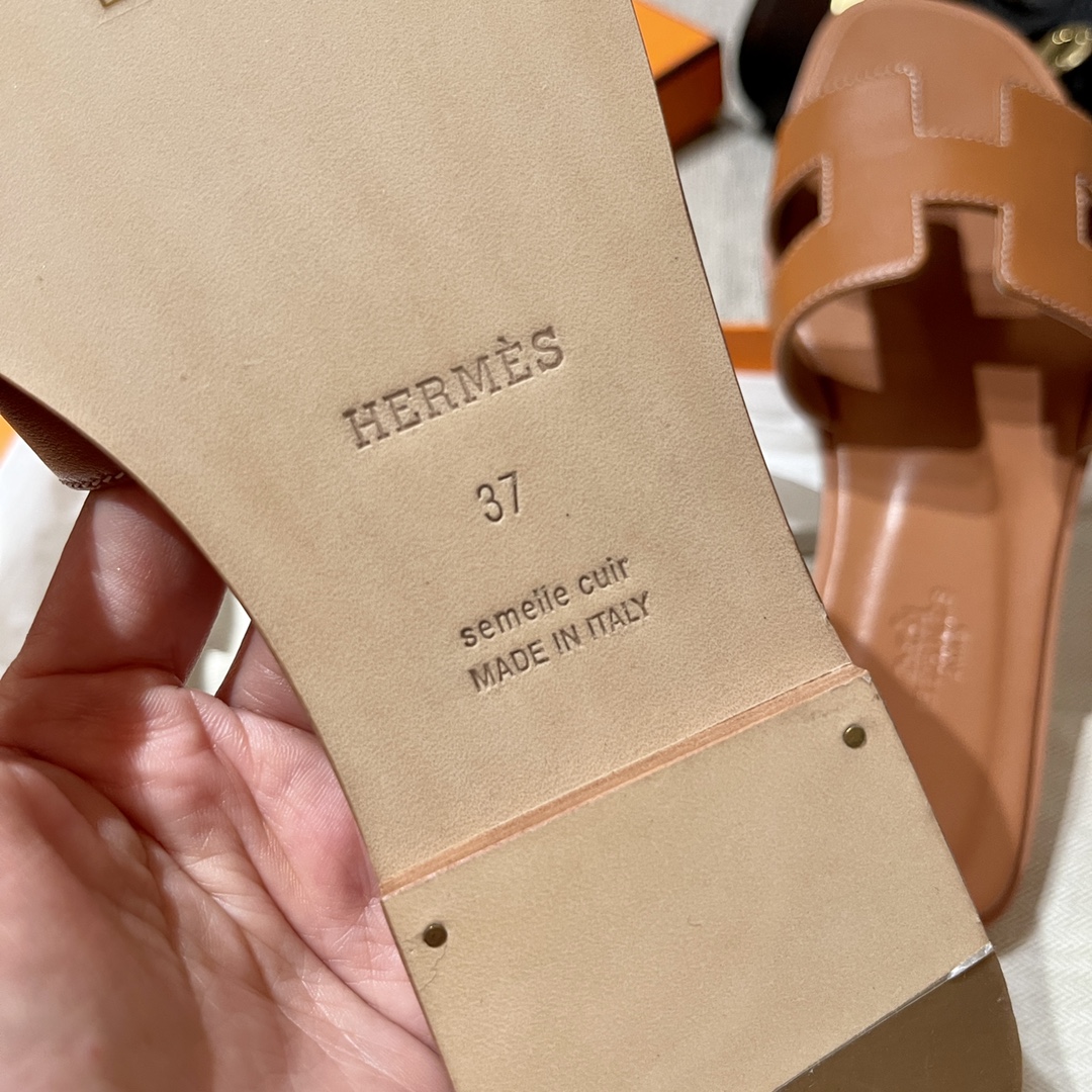 2022最新的H家拖鞋 进口意大利欧洲原A级真皮大底 进口皮质 手工制作 上脚舒适度爆赞 34-41