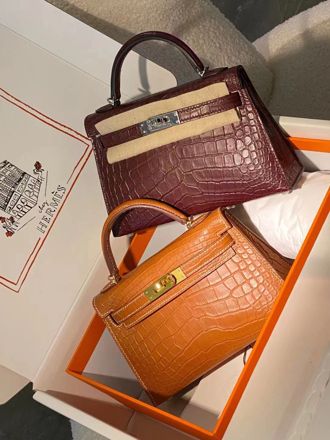 Hermes miniKelly二代 雾面鳄鱼皮 马鞍色 金扣 现货