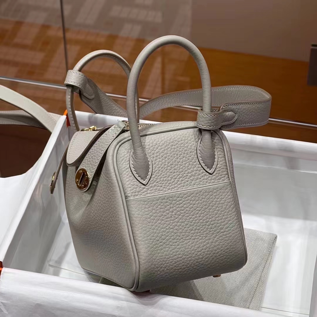 HERMES 爱马仕 【现货】 Mini Lindy 20cm 80 Gris Perle 珍珠灰 TOGO 现货 进口蜜蜡线 全手工制作