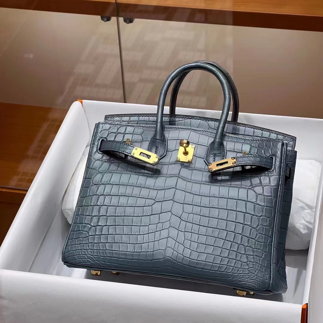 HERMES 爱马仕 【现货】 Birkin 25cm 67 Vert Fonce 祖母绿 哑光鳄鱼 进口蜜蜡线 全手工制作