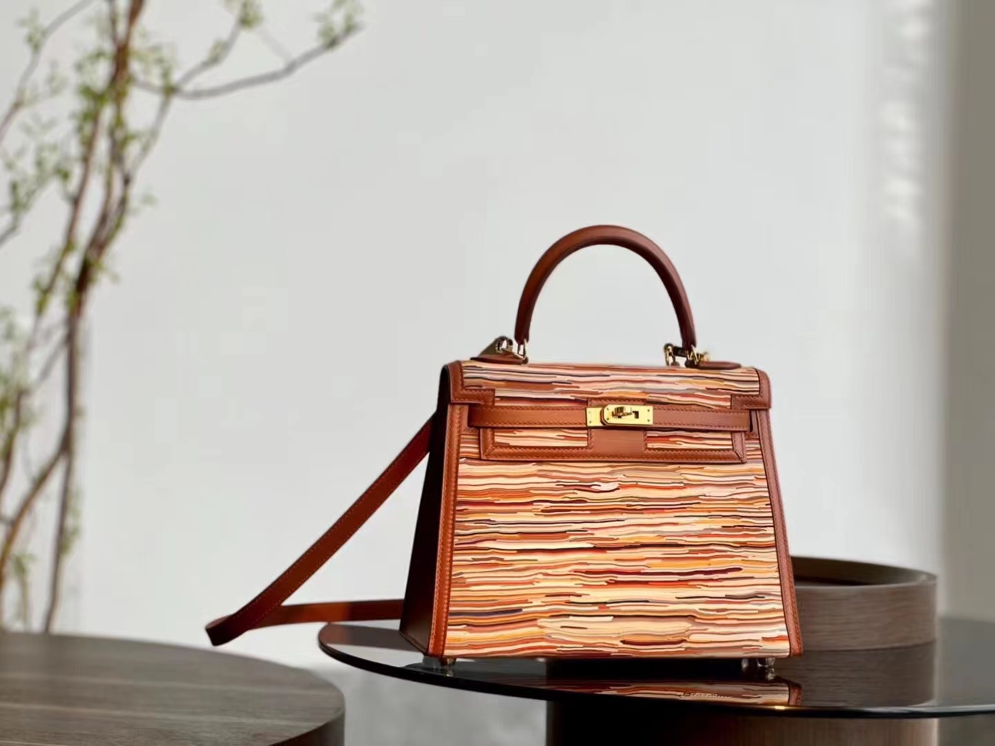 HERMES 爱马仕 【现货】 Kelly 25CM 羊切皮 拼 马鞍皮 现货 进口蜜蜡线 全手工制作
