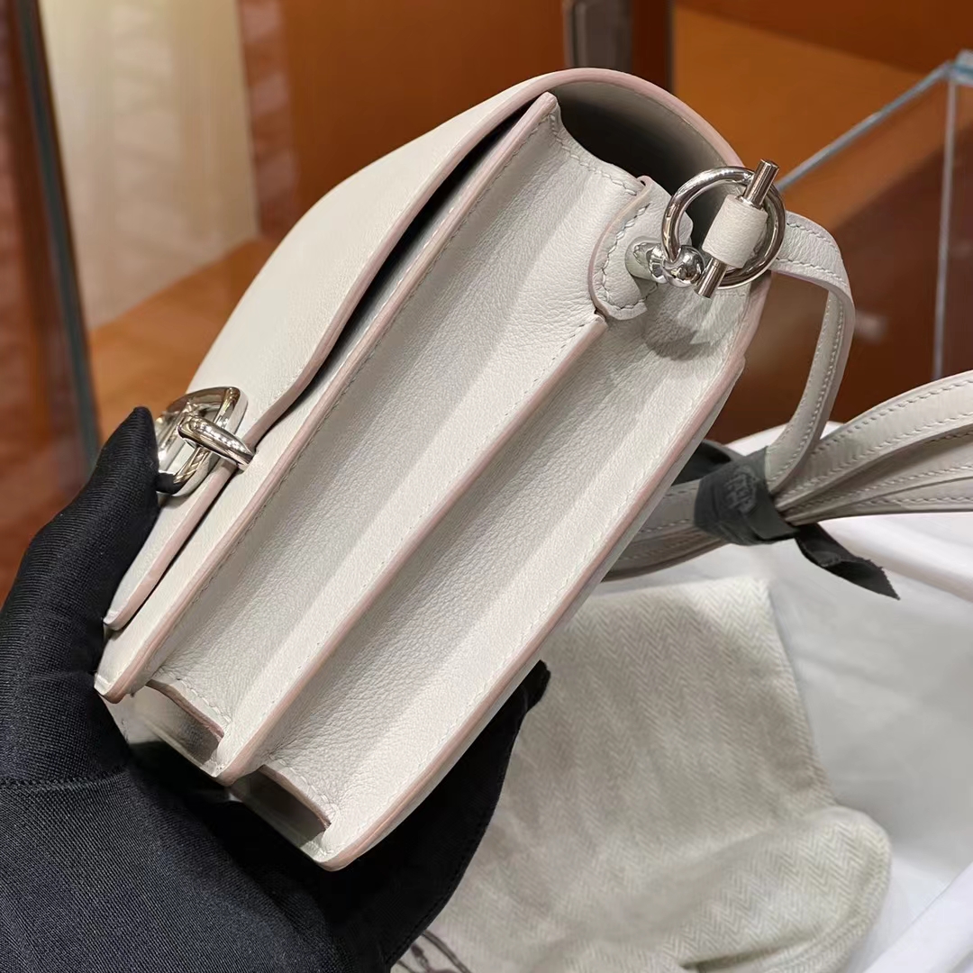 HERMES 爱马仕 猪鼻子包 Roulis 18cm Craie 10 奶昔白 Evercolor山羊皮 进口蜜蜡线 全手工制作