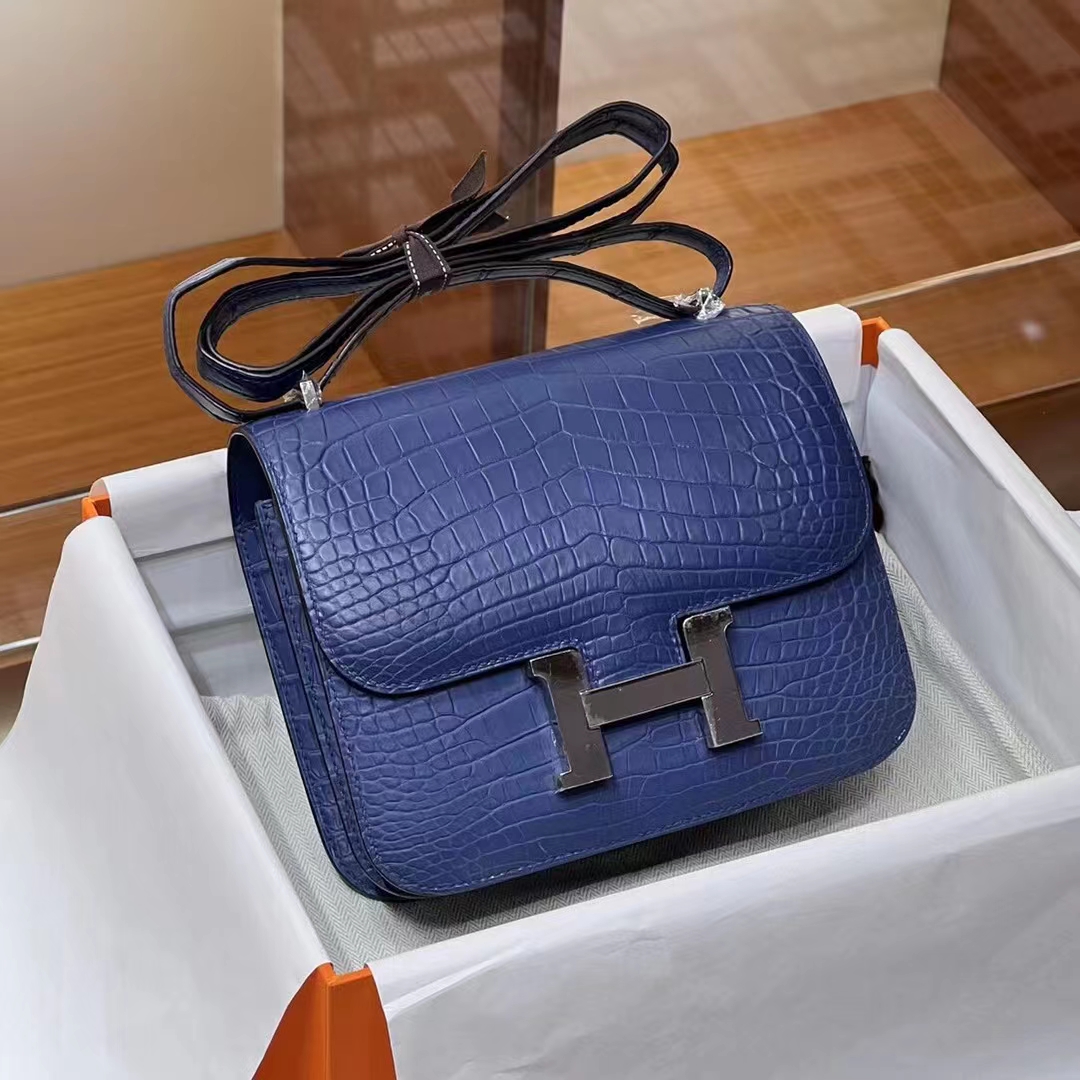 HERMES 爱马仕 【现货】Constance 19CM 7P Bleu De Prusse普鲁士蓝 Niloticus 尼罗鳄 现货 进口蜜蜡线 全手工制作 铂金女王 Birkinmm